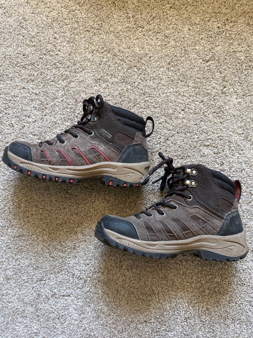 Denali Kids lSuede Waterproof Mid-Top Hiking Boots Brown Red Size 1
